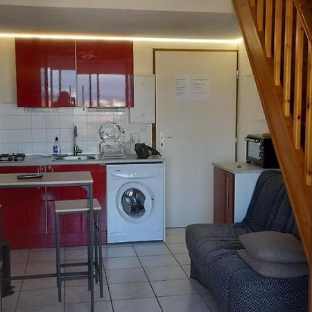 Charmant Duplex 3Eme Etage Avec Vue Imprenable เลอบาร์กาแรส ภายนอก รูปภาพ