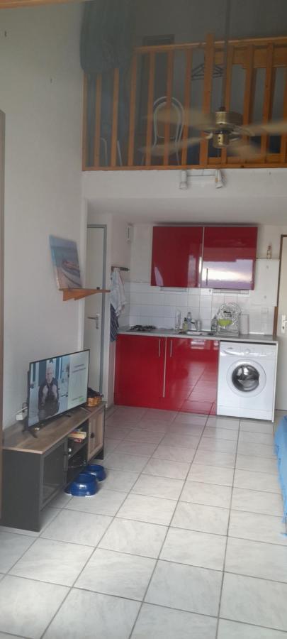 Charmant Duplex 3Eme Etage Avec Vue Imprenable เลอบาร์กาแรส ภายนอก รูปภาพ